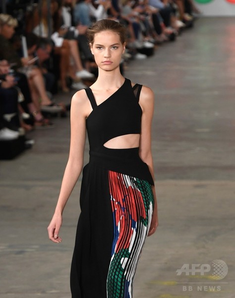 「ボス」17年春夏