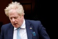 英ロンドンの首相官邸を出るボリス・ジョンソン首相（2022年3月30日撮影）。(c)Tolga Akmen / AFP