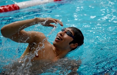 競泳のエース萩野、リオ五輪で「憧れ」フェルプスに挑む