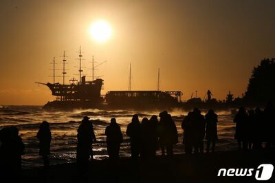 初日の出を見に日本海岸へ…韓国・32万台の大移動とKTX予約戦争