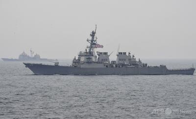 イラン軍、オマーン湾で米駆逐艦と対峙 国営テレビ
