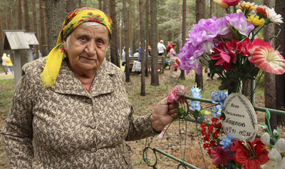 スターリンの粛清から70年、追悼式典開催