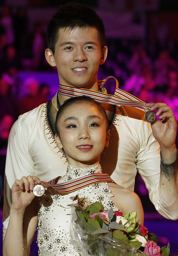 高橋/トラン組ペアで銅、サフチェンコ/ショルコウィー組が優勝 世界フィギュア