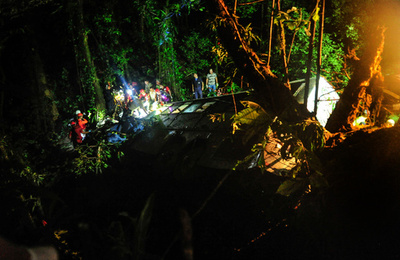 ブラジルのバス転落事故、死者42人に