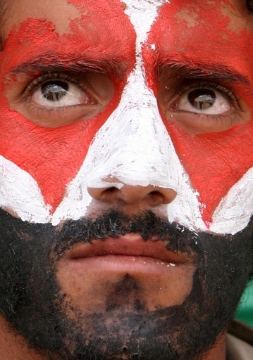 イエメン南部に米軍が空爆強化、米紙報道