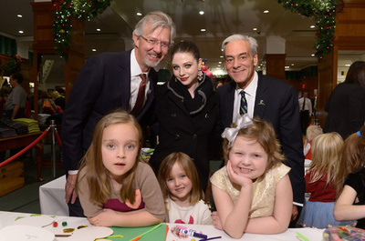 「ブルックス ブラザーズ」、小児病院でクリスマスイベント開催