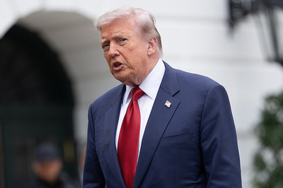 トランプ米大統領　米軍がホルムズ海峡を「100%支配」と宣言