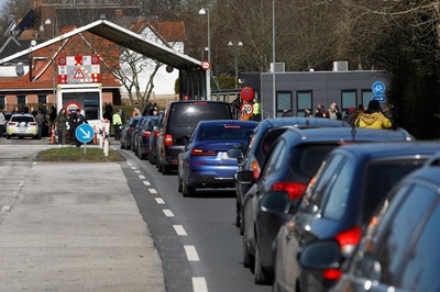 EU、マスクなど防護用品の域外輸出を制限 新型ウイルス対策で