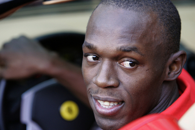 ボルトが母国で交通事故