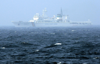 韓国警備艇と中国漁船の衝突、依然1人不明