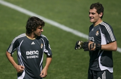 ラウルとカシージャスがレアル・マドリードと終身契約