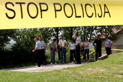 45歳の男が親族6人を次々に射殺、ボスニア