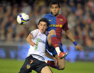 バルセロナ アンリのゴールでバレンシアと分ける