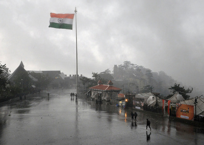 16歳少女を集団レイプして殺害 インド北部の避暑地に衝撃