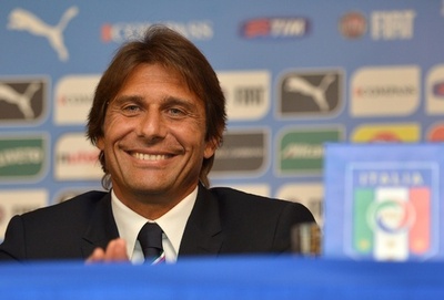 イタリア代表コンテ新監督、強豪の復活を期す