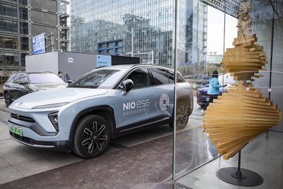 中国の自動車販売台数が大幅増 半導体チップ不足は長引く恐れ