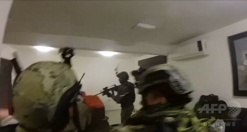 拘束の脱獄麻薬王、潜伏先から隠しトンネルで脱出 メキシコ