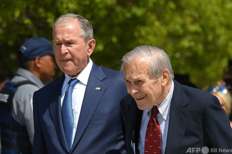 ラムズフェルド元米国防長官が死去 88歳 イラク戦争指揮