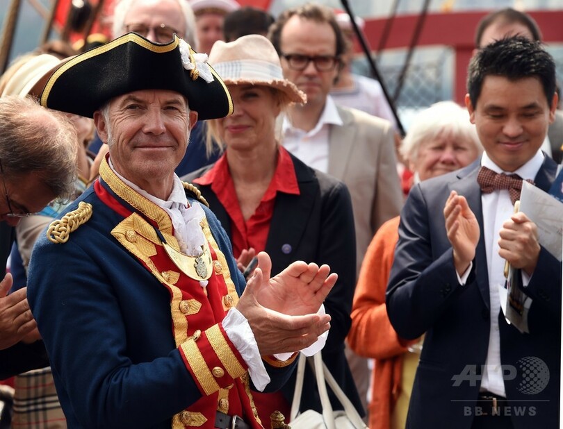 米独立支援の仏帆船「エルミオーヌ」号の復元船、NYに入港