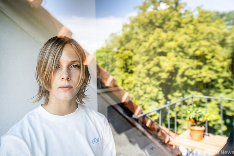 黒人詩人作品めぐり騒動、白人作家が翻訳辞退 オランダ