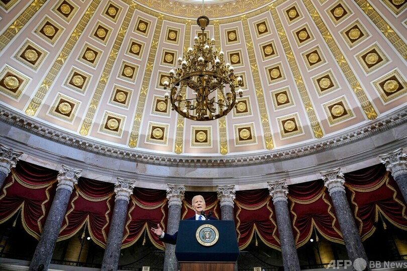 バイデン氏、トランプ氏を痛烈非難 議会襲撃1年で演説