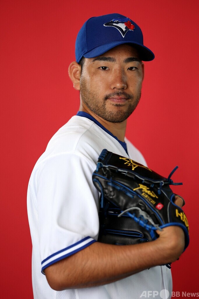 ブルージェイズの菊池、春季キャンプ恒例のフォトデーに参加