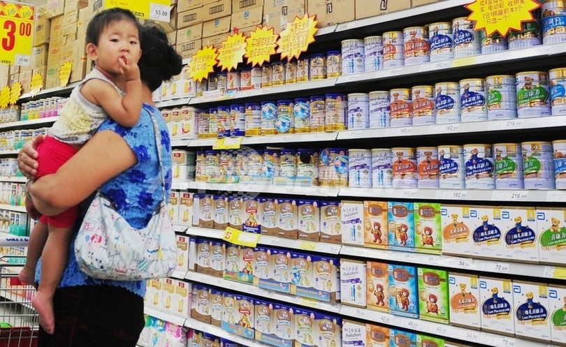 原因は粉ミルク?赤ちゃんに早熟乳房相次ぐ、中国 原因は粉ミルク?赤ちゃんに早熟乳房相次ぐ、中国