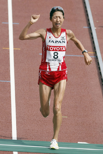 土佐 女子マラソンで銅メダルに 写真8枚 国際ニュース：AFPBB News
