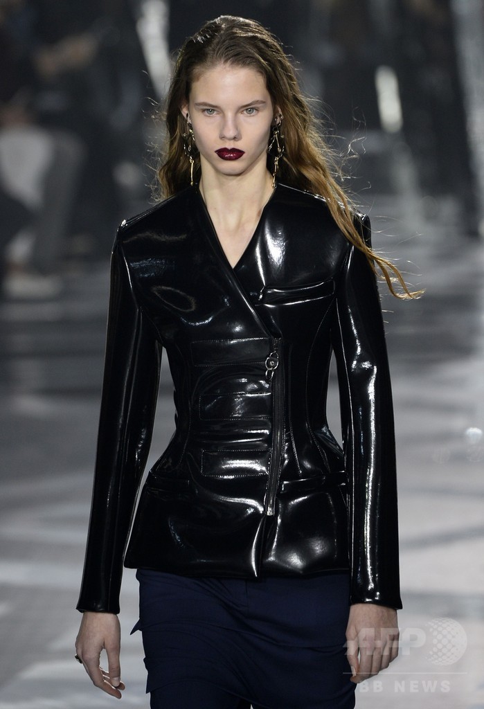 「ルイ・ヴィトン」16/17年秋冬