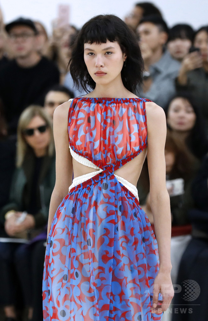 「セリーヌ」17年春夏