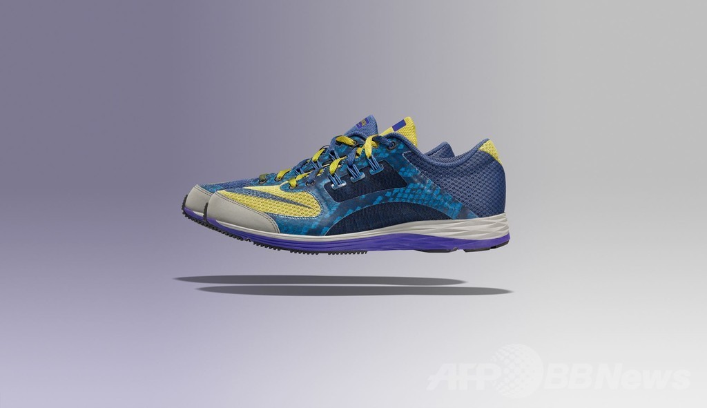  「NIKE×UNDERCOVER GYAKUSOU」14年春夏コレクション、15日から先行発売開始