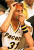 Indiana Pacers guard Reggie Miller breathes oxygen as he takes a break in the last quarter of their 05 May NBA playoff game against the Atlanta Hawks at Market Square Arena in Indianapolis, Indiana. (c)AFP/John RUTHROFF