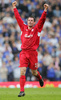 イングランド・プレミアリーグのリバプール（Liverpool FC）は7日、所属するジェイミー・キャラガー（Jamie Carragher）が今季限りで現役を引退すると発表した。

2005-06シーズンのFAカップ（FA Cup 2021-13）準決勝で、チェルシー（Chelsea）に勝利して喜ぶリバプールのジェイミー・キャラガー（2006年4月22日撮影）。(c)AFP/PAUL ELLIS