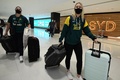 シドニー空港で、東京五輪への出発に備えるオーストラリア・ソフトボール女子代表選手（2021年5月31日撮影）。(c)SAEED KHAN / AFP