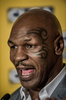 香港で記者会見する、元世界ヘビー級王者マイク・タイソン（Mike Tyson）氏（2012年9月12日撮影）。(c)AFP/Philippe Lopez