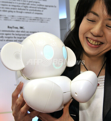 音声認識コミュニケーションロボット「Chapit」登場 写真3枚 国際ニュース：AFPBB News