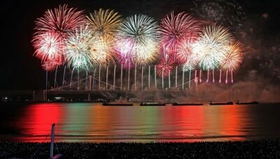 韓国・釜山花火祭りで照明トラブル、美しい夜景が真っ暗に…原因は「10代の無断侵入」