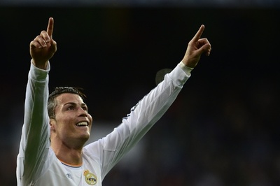 レアル、レバンテを退けリーグ首位を守る