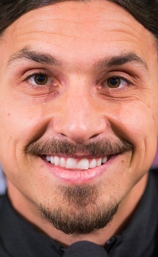 イブラ「ハット決めて全員が俺の名前を歌う」―マルメ戦の理想的展開を語る