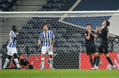 ポルトが欧州CL16強 マンCは1位通過決定