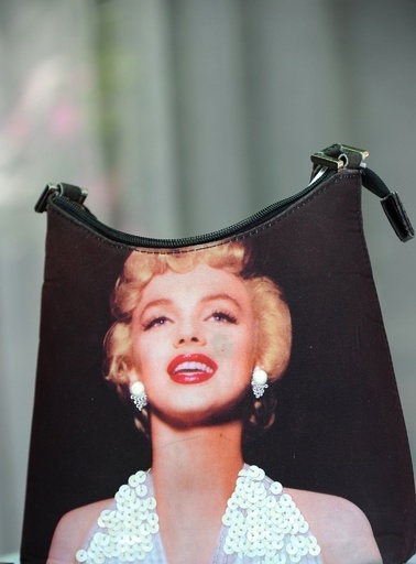 M・モンローの医療記録、来月競売へ 顎や鼻の美容整形など