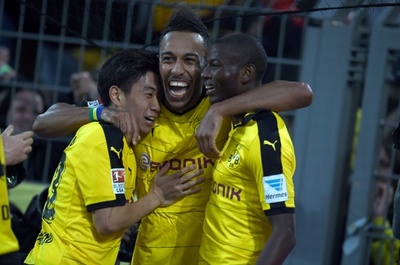 ドルトムントが逆転勝利、香川は同点ゴールを決める