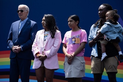 米ホワイトハウスで性的少数者の権利啓発イベント プライド月間