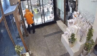 韓国・無人の花屋、夜明けにこっそり花束を持ち帰った高齢男性、3時間後に戻ってきた理由
