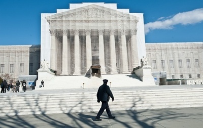 化学兵器に関する条約は個人に適用可能か、米最高裁で審理