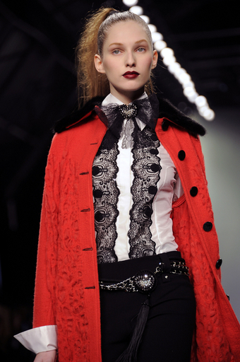 ＜11/12年秋冬ミラノコレクション＞ロッコ バロッコ