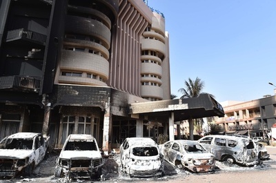 ブルキナファソのホテル襲撃事件、死者29人に