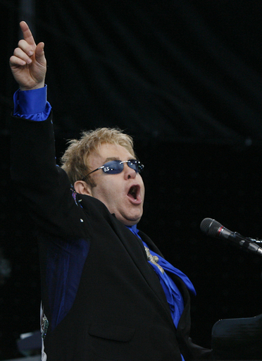 エルトン・ジョン、ドイツでコンサート