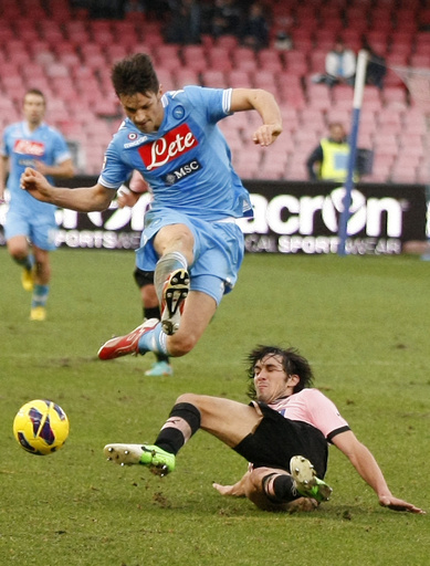 ナポリがパレルモに快勝