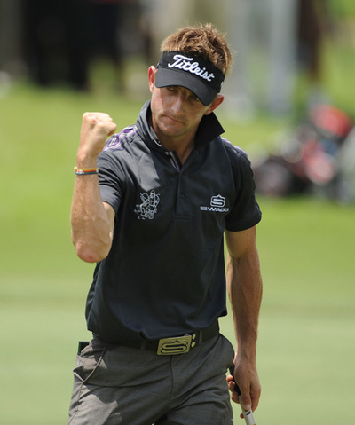 ウッズは首位と5打差の5位タイ、CIMBクラシック